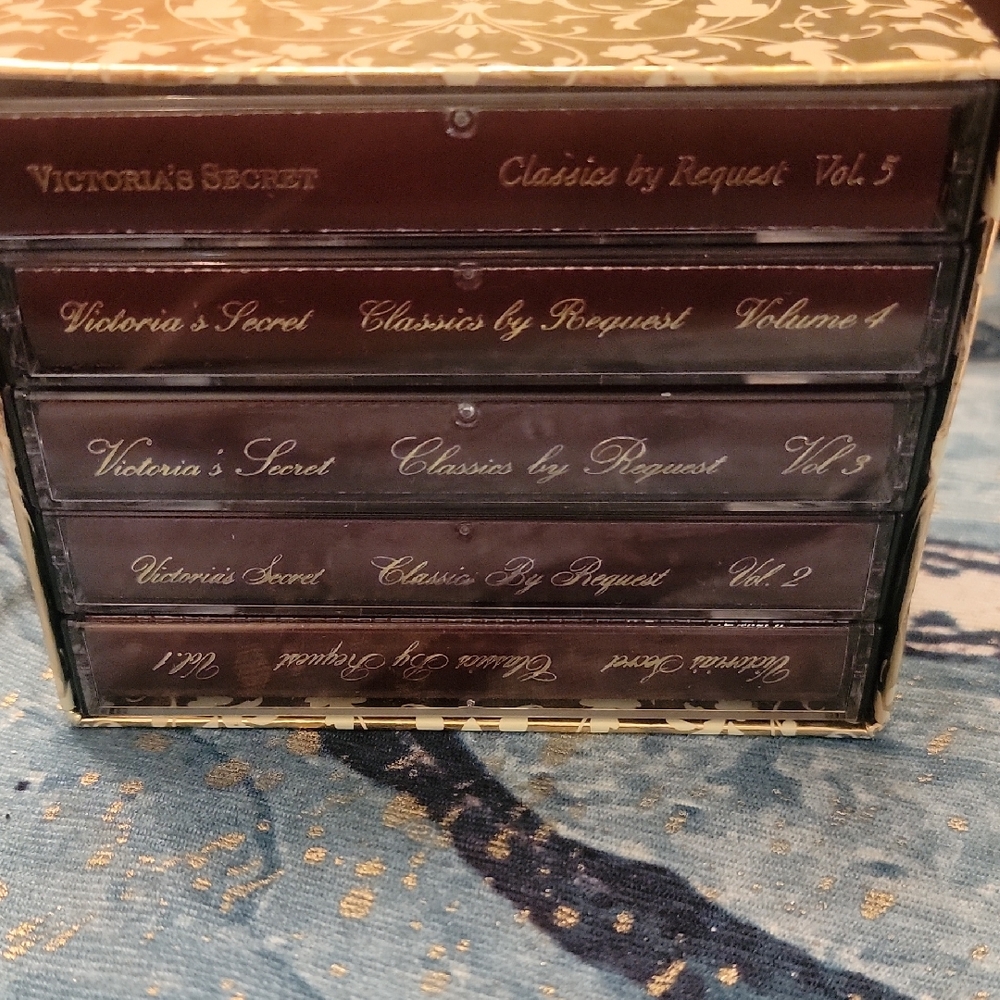 Victoria's Secret Classics by Request Storage - Black and Gold